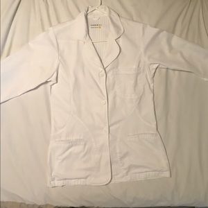 Women’s Wonderlab Lab coat size medium